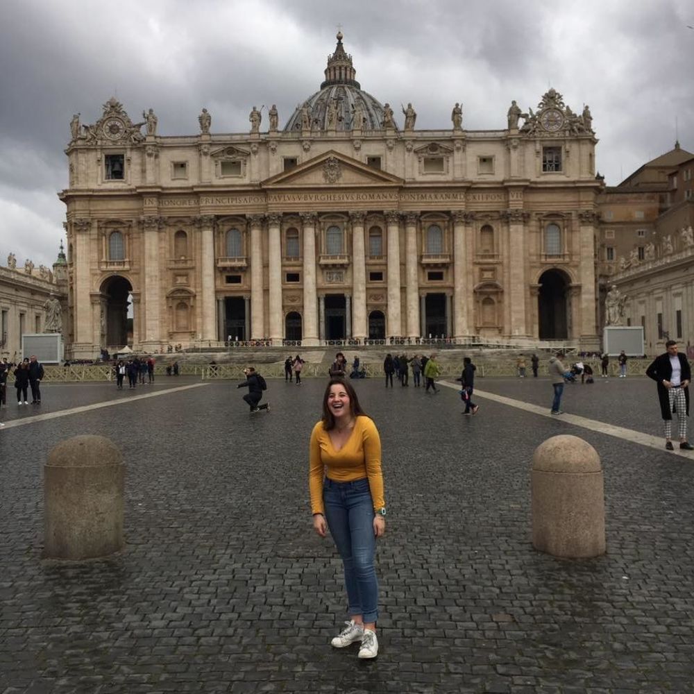 Meet your Posher, Julia